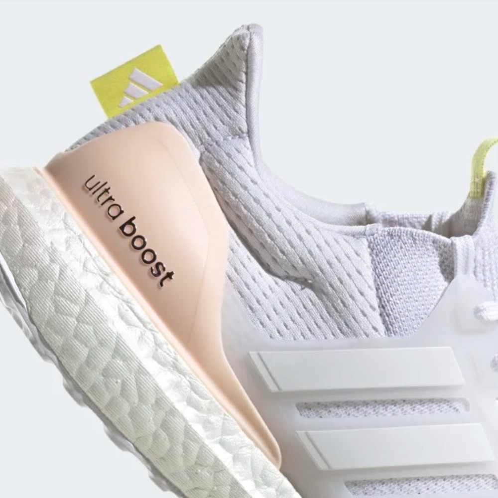 adidas UltraBOOST Mono White Peach Tint - Picture 6 of 9